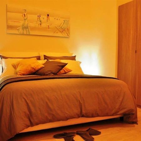 B&B Chiaia 216 Napoli Ngoại thất bức ảnh