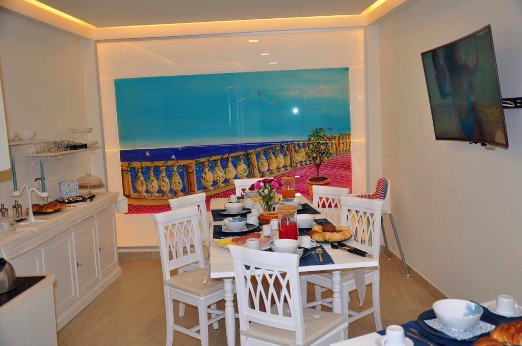 B&B Chiaia 216 Napoli Ngoại thất bức ảnh