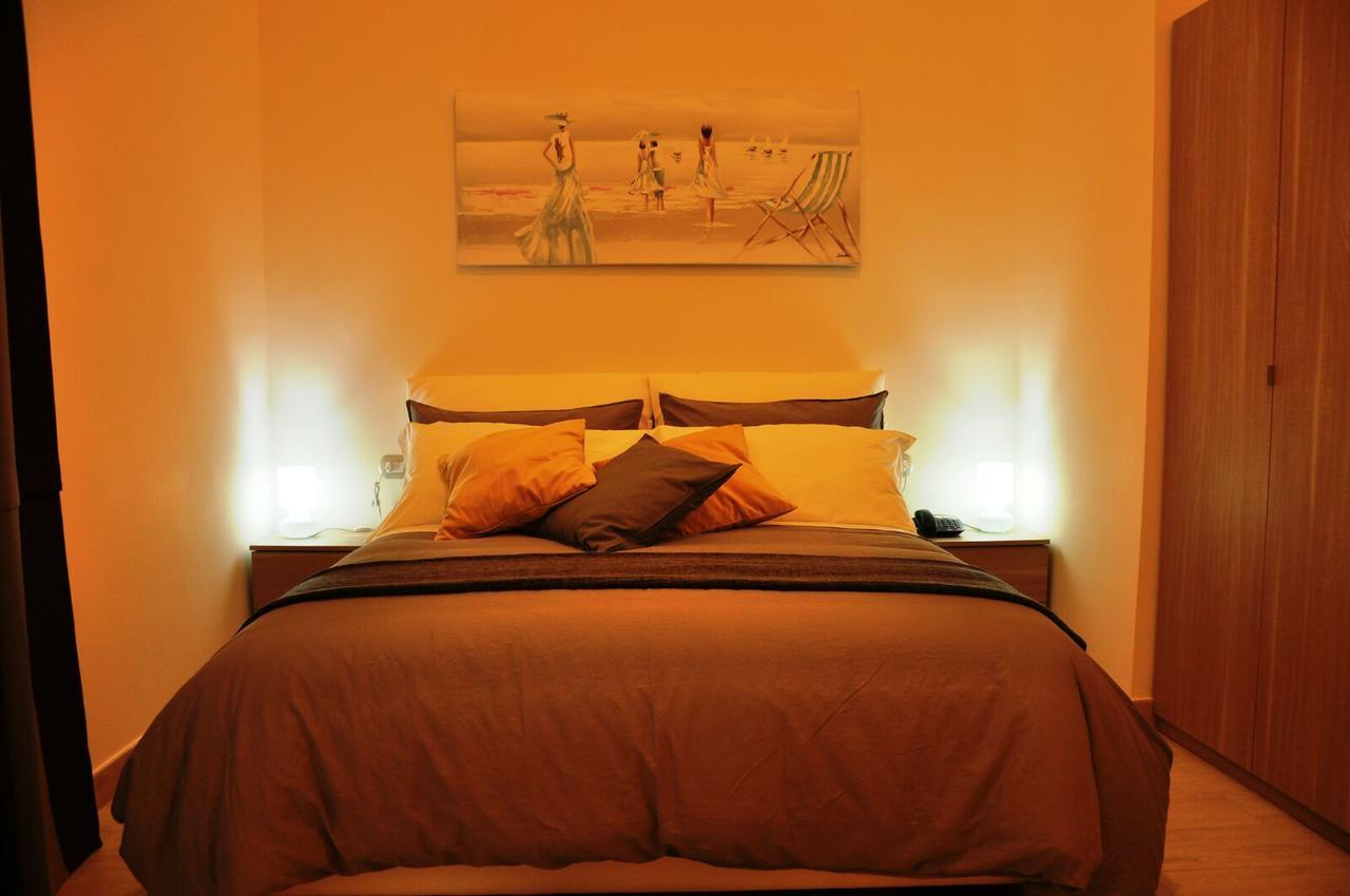 B&B Chiaia 216 Napoli Ngoại thất bức ảnh
