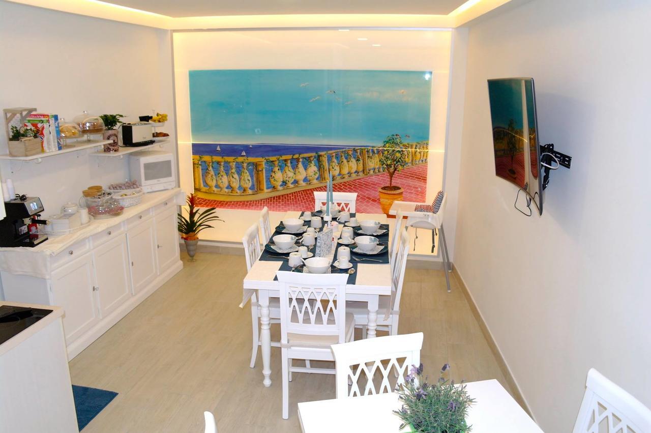 B&B Chiaia 216 Napoli Ngoại thất bức ảnh